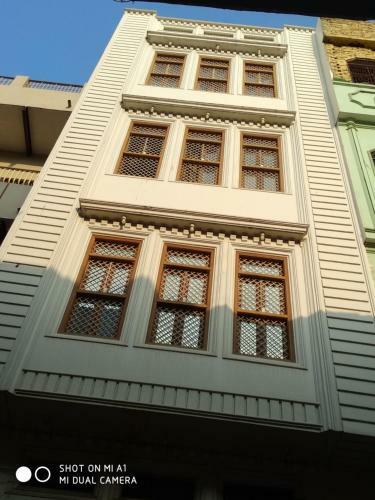 Hostal Dynasty Paying Guest House