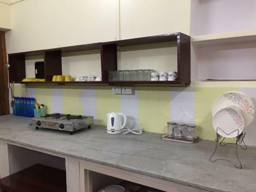 Apartamento 2 AC Rooms With Kitchen & Lounge Near Ganges