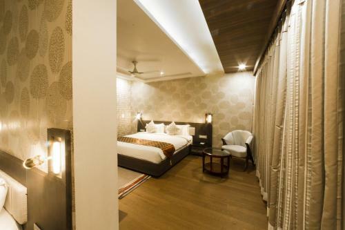 Costa Riviera Hotel