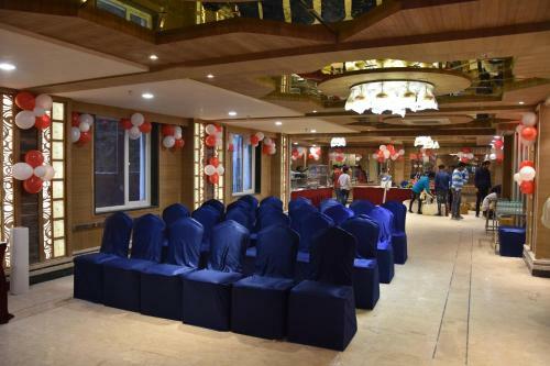 Costa Riviera Hotel
