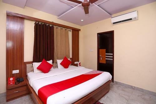 Oyo 17408 Scindia Resorts And Hotels