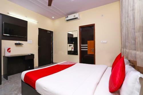 Oyo 17408 Scindia Resorts And Hotels