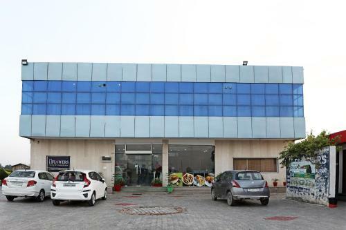 Oyo 17408 Scindia Resorts And Hotels