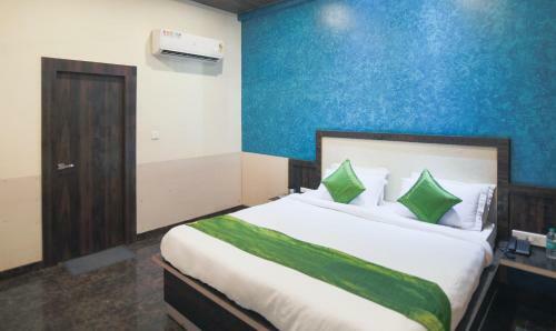 Hotel Yashogopal Resortico