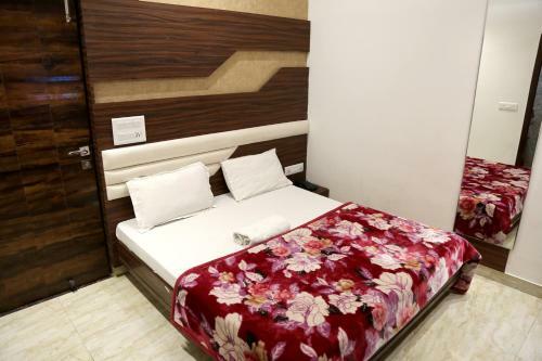 Hotel Shree Ananad Dham