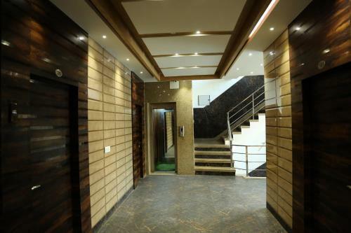 Hotel Shree Ananad Dham