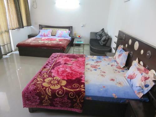 Hostal Nikunj Palace