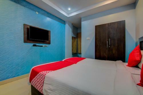 Hotel Oyo 10811 Sri Sairam Residency