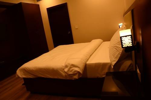 Hotel Karunyaresidency