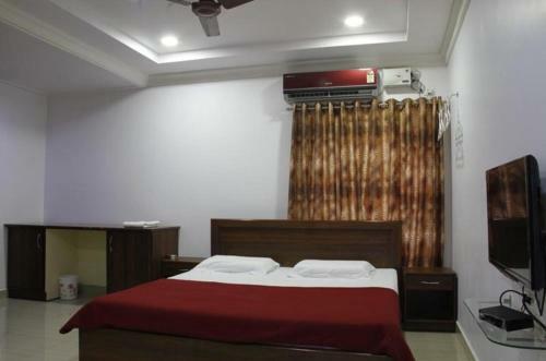 Hotel Gvk Inn