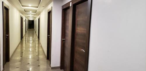 Posada Sarovar Hotel