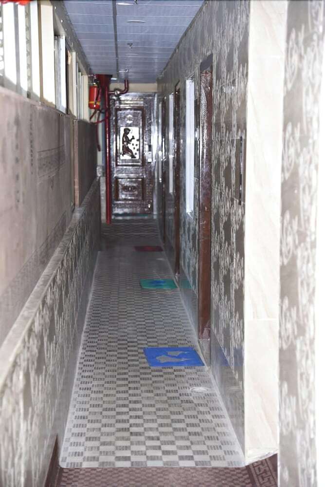 Hotel K N Gupta Residency