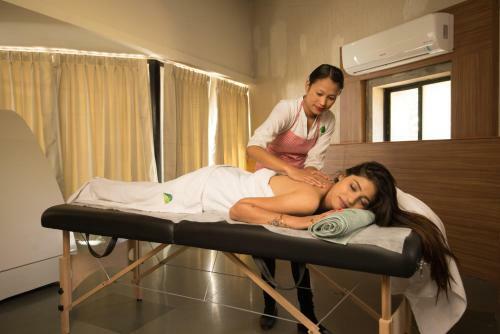 Hotel Nirvana Nature Cure
