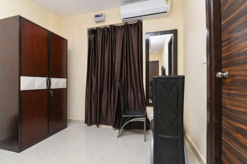 Hotel Oyo 15834 Shubhangni Residency