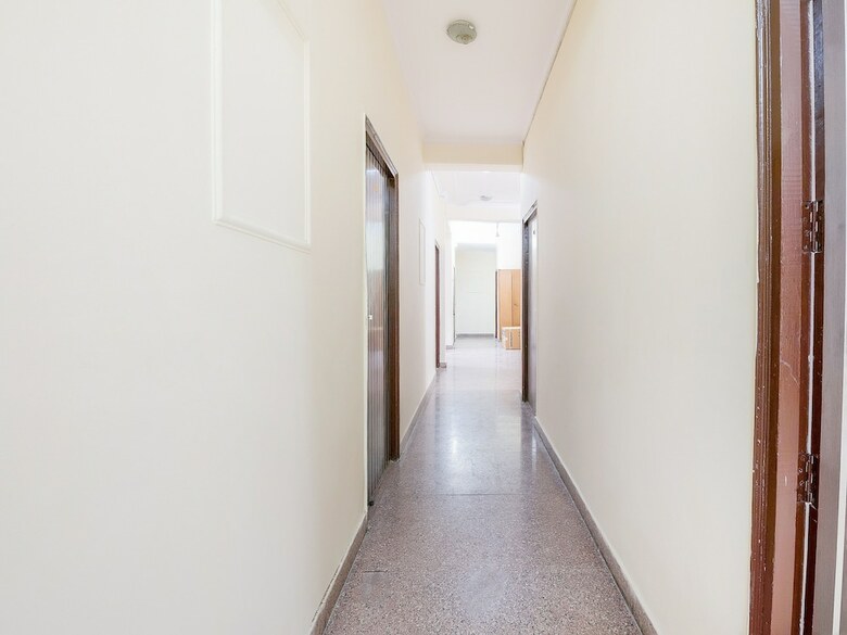 Hotel Capital O 15929 Comfort Residency