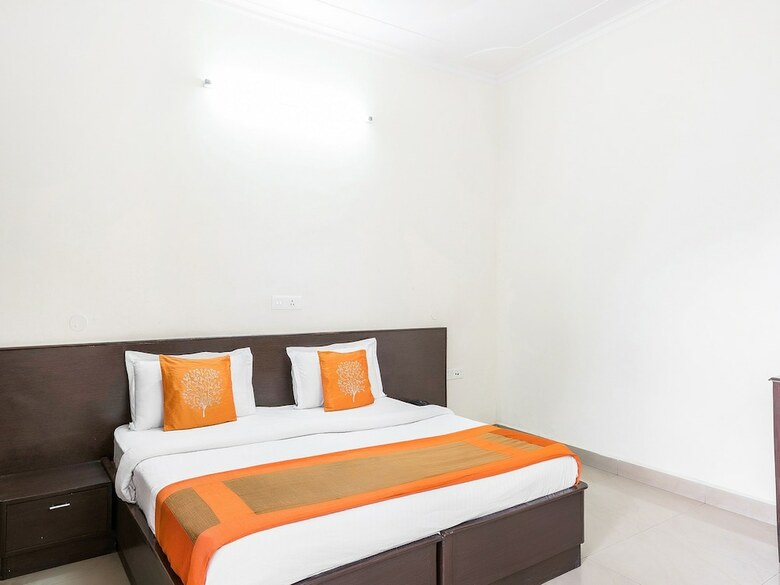 Hotel Capital O 15929 Comfort Residency