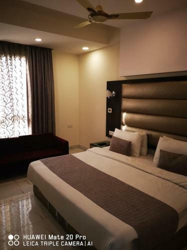 Hotel P.k. Residency