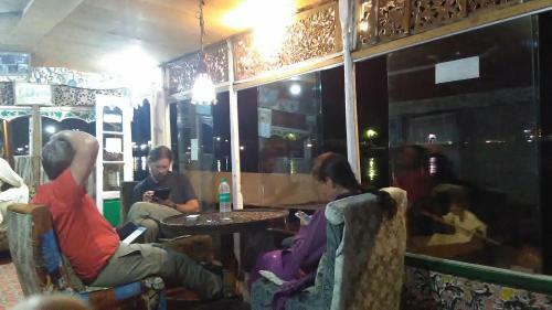 Hotel Island Homestay