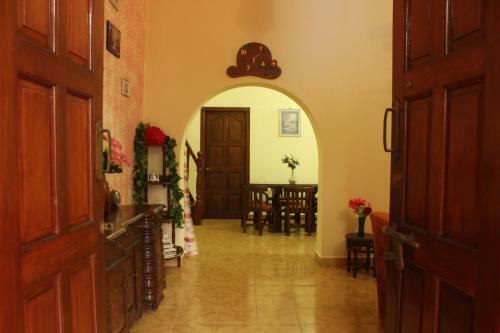 Villa Portuguese 3bhk Home In Vagator, Goa