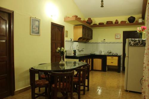 Villa Portuguese 3bhk Home In Vagator, Goa