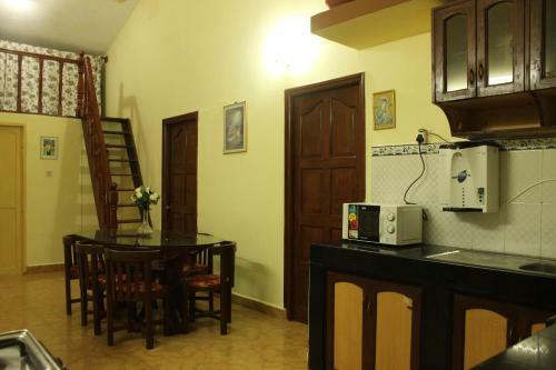 Villa Portuguese 3bhk Home In Vagator, Goa
