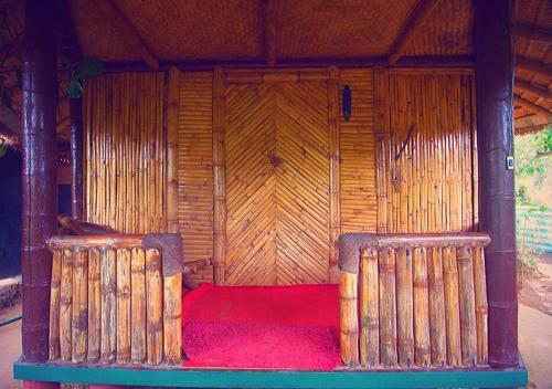 Hotel Koomankolly Resort