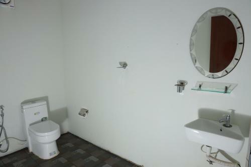 Hotel Koomankolly Resort