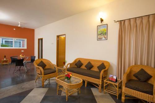 Hotel Tgi Kairos