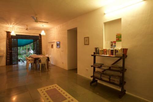 Hostal The Annex, Isai Ambalam Guest House
