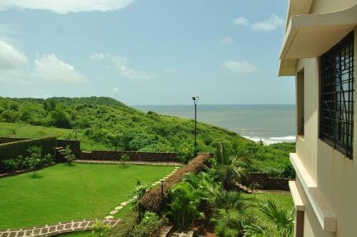 Hotel O'nest Nakshatra Beach Resort