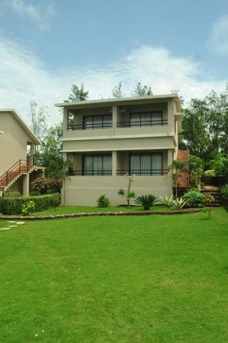 Hotel O'nest Nakshatra Beach Resort