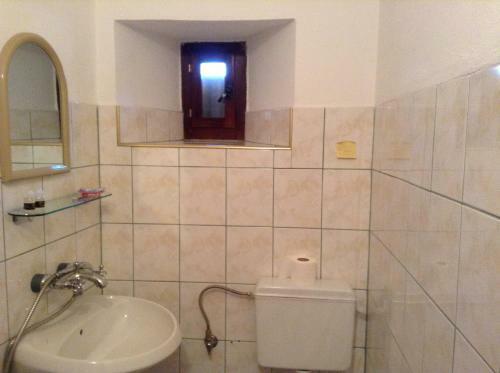 Hostal Vanda Guest House