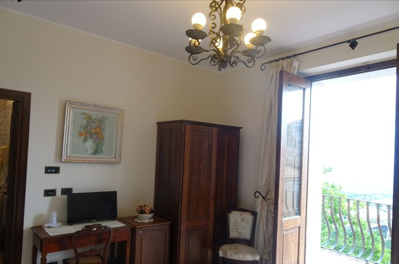 Hotel Castello Di Altomonte