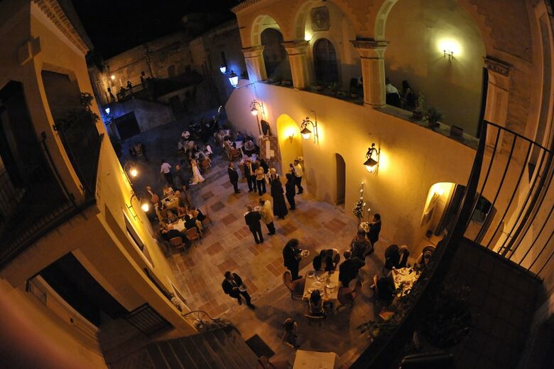 Hotel Castello Di Altomonte