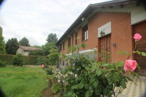 Hostal Lavillaparking