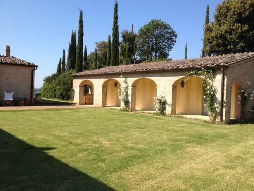 Camigliano Villa Sleeps 16 Air Con Wifi