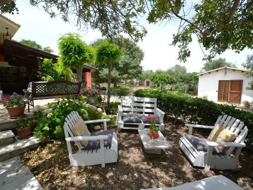 Spacious Child-friendly Villa In Modica