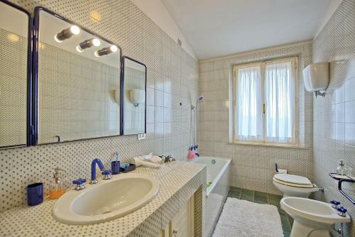 Casamaggiore Villa Sleeps 10 Pool Air Con Wifi