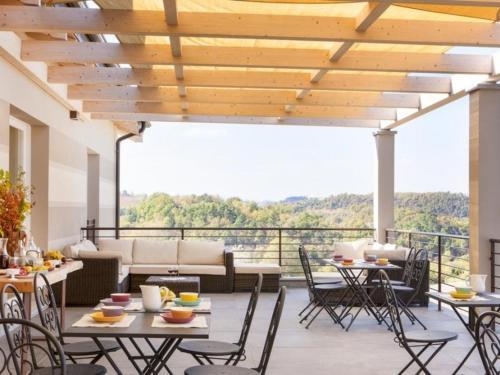 Cremolino Villa Sleeps 22 Pool Air Con Wifi