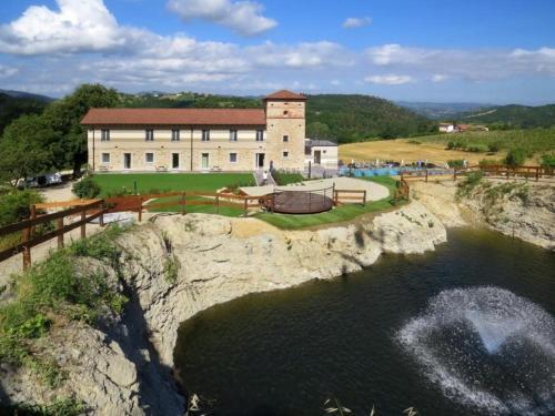 Cremolino Villa Sleeps 22 Pool Air Con Wifi