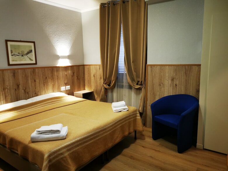 New Alexander Hotel