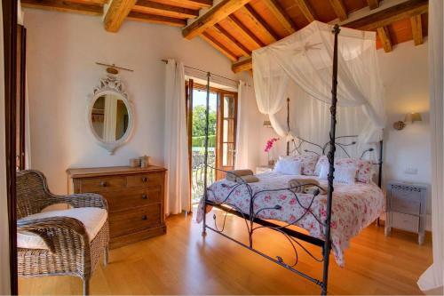 Piano Di Coreglia-ghivizzano Villa Sleeps 4 Pool