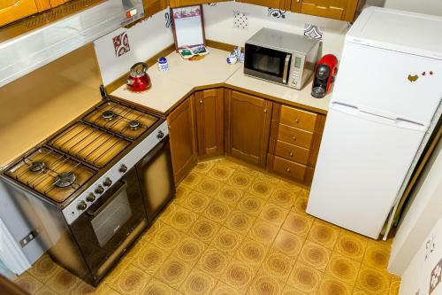 Tyche Apartment