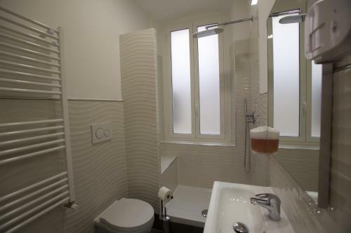 Hostal Sleepingenoa