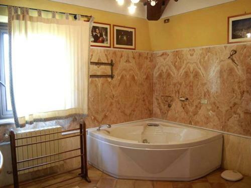 Grotti Alto Villa Sleeps 18 Pool Air Con Wifi