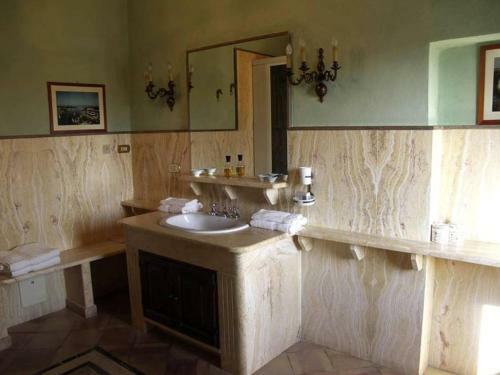 Grotti Alto Villa Sleeps 18 Pool Air Con Wifi