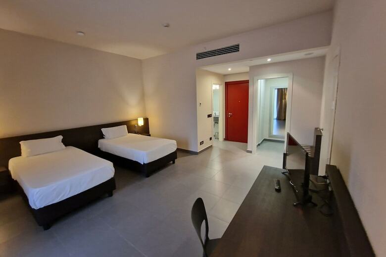 Hotel Tulip Inn Naples Airport