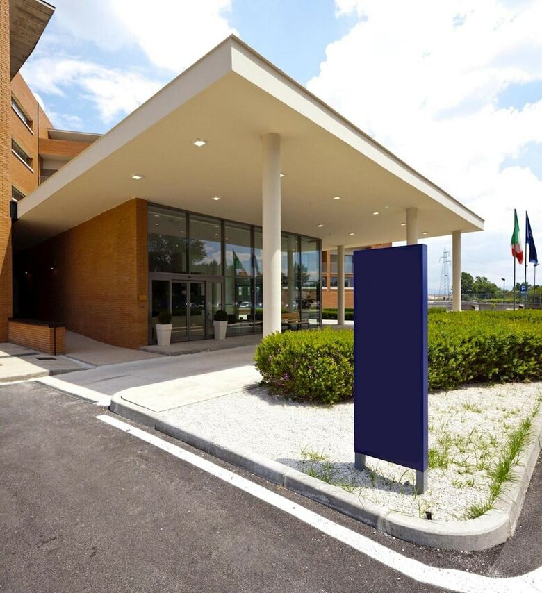 Hotel Tulip Inn Naples Airport