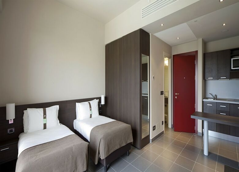 Hotel Tulip Inn Naples Airport