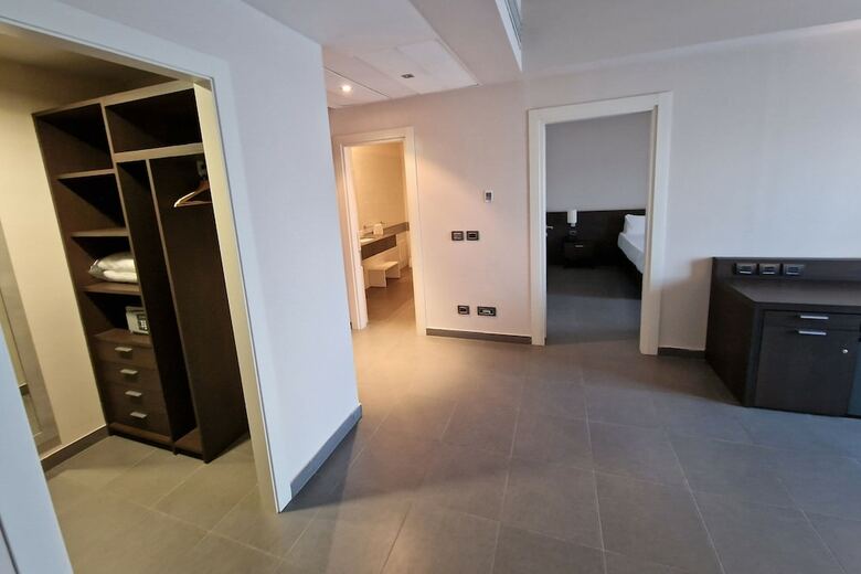 Hotel Tulip Inn Naples Airport
